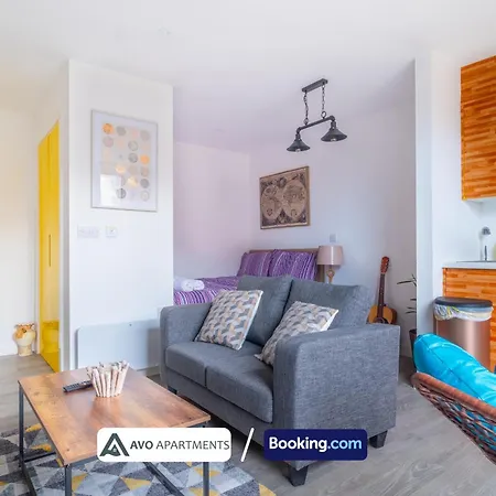 Avo Apartments: Serviced Short Lets With Free Wifi In South Yorkshire Apartment *